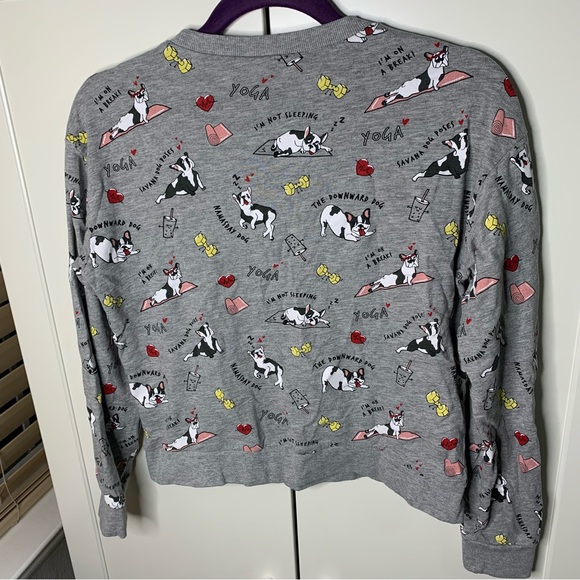 H&M Divided Dog Graphics Sweatshirt - Picture 11 of 14